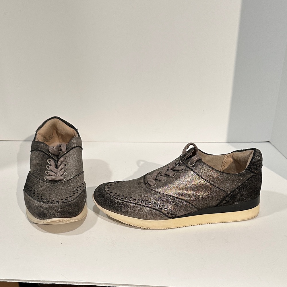 Alizer Natur Womens Gray Lace-Up Sneakers